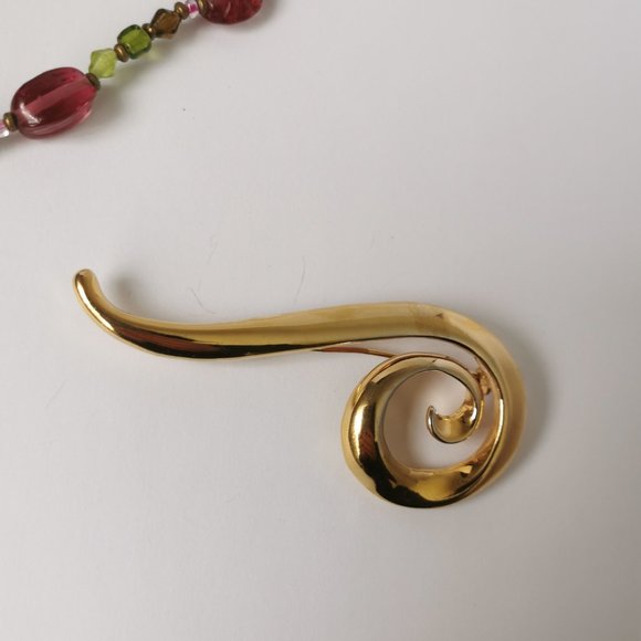 Vintage Classic Gold Tone Swirl Brooch - Picture 5 of 6
